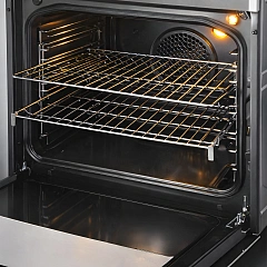 Духовой шкаф BakeMaster HBN211E4